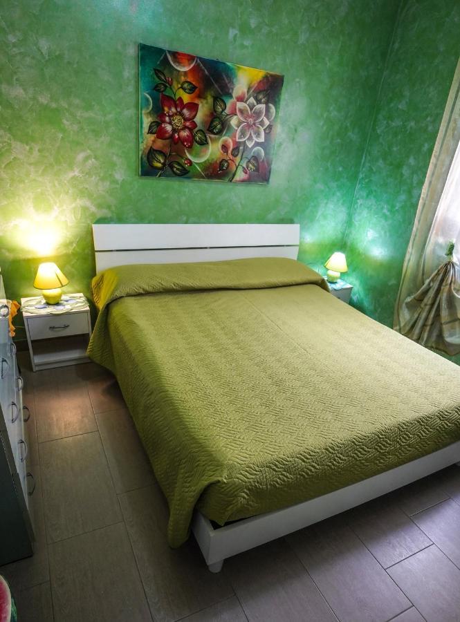 A Casa Di Lele Apartment ปอร์โตเชซาเรโอ ภายนอก รูปภาพ